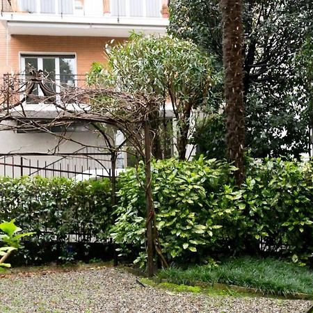 Mattias Apt - The House Of Travelers Como Exterior photo